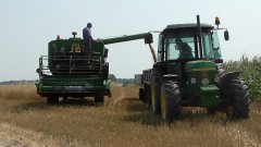 John Deere 1032 & JD 1640