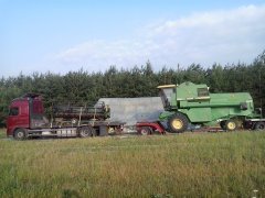 John Deere 1075
