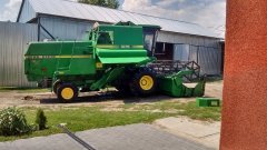 John Deere 1075