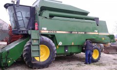 John Deere 2066
