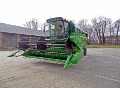 John Deere W330