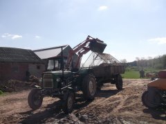 Ursus C-330 + przyczepa & MTZ 82