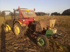 Ursus C-330M & Rozsiewacz Kos