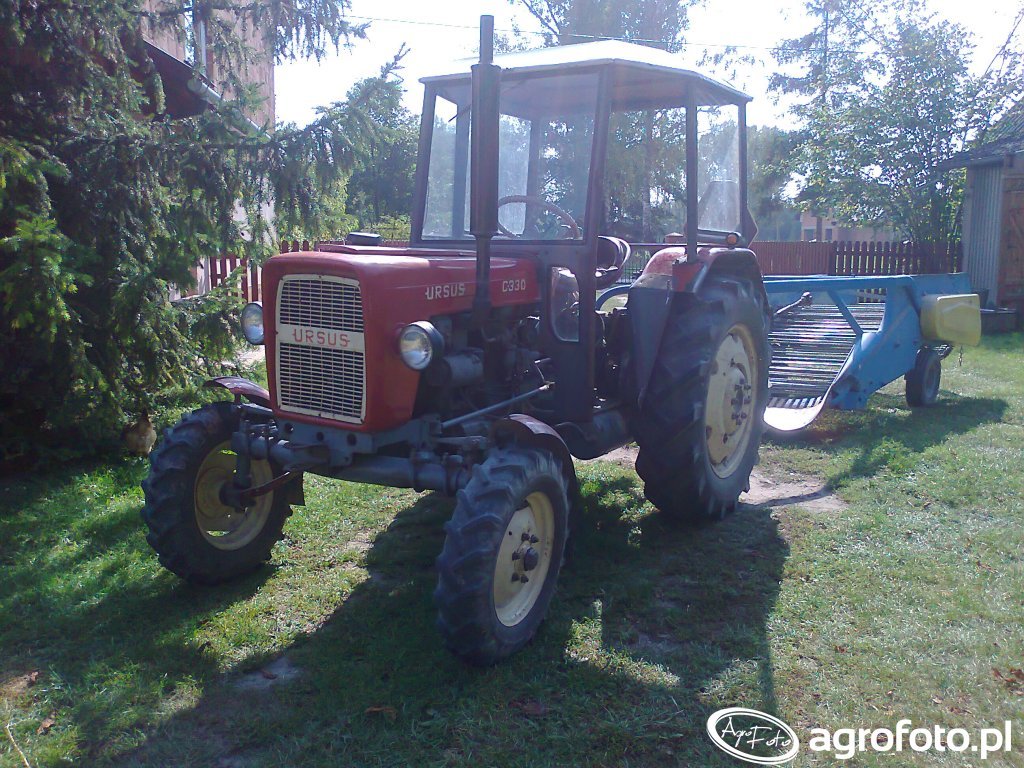 Zdjęcie Traktor Ursus C 330 Id661547 Galeria Rolnicza Agrofoto 2961
