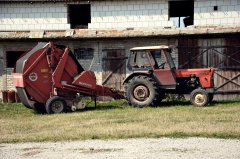 Ursus C-360 3P + Hesston 5700