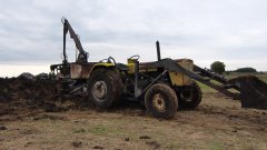Ursus C-360 + ładowacz czołowy Tur 2  + ładowacz chwytakowy Cyklop 2