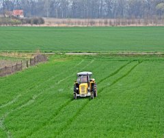 Ursus C-360 + Vicon PS 402