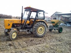 Ursus C-360&Rozsiewacz Kos