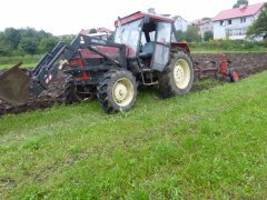 Ursus C-385 Turbo + łądowacz czołowy Tur + pług Kverneland  Stenomat