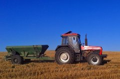 Ursus 1634 + Rozsiewacz Piast RCW 3