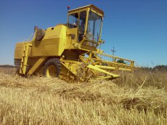 New Holland Clayson 1530