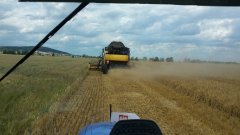 New Holland CR9070