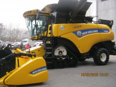 New Holland CR9.90