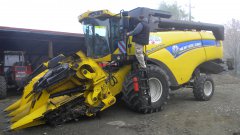 New Holland CX5080 Elevation