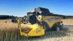 New Holland CX8080 Elevation