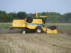 New Holland TC5050