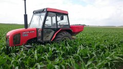 Zetor 3320 + Rozsiewacz Unia mx 850