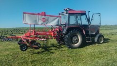 Zetor 5320 + Kuhn GA4121