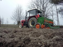 Zetor 7011 + Amazone D8 E30