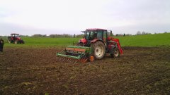 Zetor 8540 + Amazone D8-30 Special