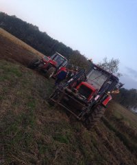 Zetor 9540 + pługi huard 4(+1) oraz Zetor 12045 + pługi Unia Ibis XXL 4(+1+1)