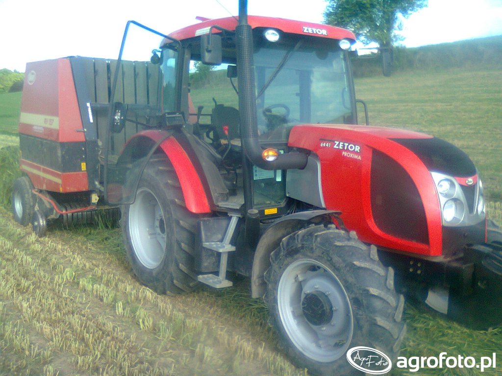 Zetor Proxima 6441+Vicon RV 157