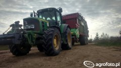 JD 6930P i Strautmann 3501CFS