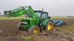 John Deere 6320&Mandam