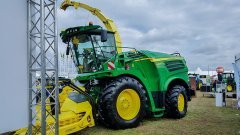 John Deere 8400