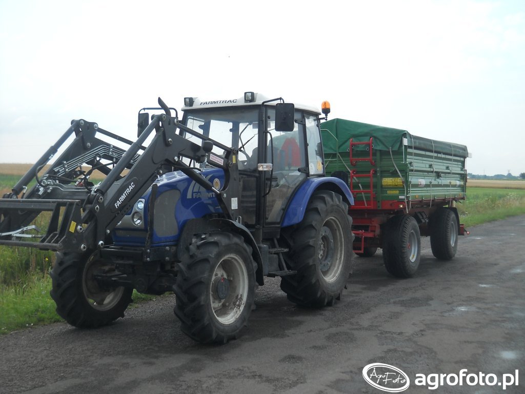 Farmtrac 675 DT i Pronar T672