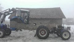 Demontaż kabiny w Farmtracu 685