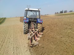 Farmtrac 80 4WD & pług UG