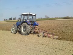 Farmtrac 80 4WD & pług UG