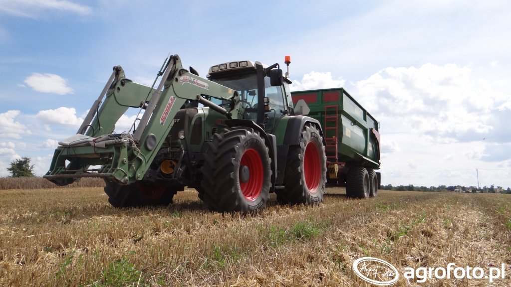 Fotografia traktor Fendt 820 Vario TMS id:679058 - Galeria rolnicza ...