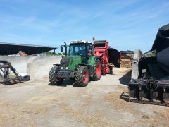 Fendt 309 vario + lely welger rp 445