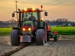 Fendt 412 Vario + Amazone Ed