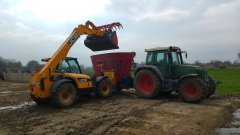 Fendt 412 Vario + Sano & JCB 531-70AS