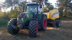 Fendt 412 Vario TMS & New Holland Roll-Belt 150