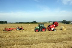 Fendt 414 Vario & Lely Welger RP 445 XC 17 & Ursus 3512 & Kuhn GA 7501