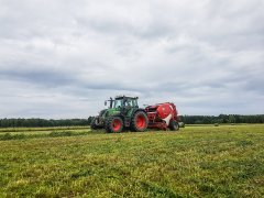 FENDT 414vario & LELY welger