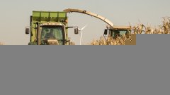 Fendt 718 Vario TMS & Claas Jaguar 870 Green Eye