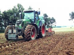 Fendt 820 + Gruber