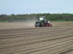 FENDT 822 & KUHN Maxima 2TS