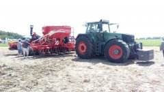 Fendt 926 & Agregat do uprawy pasowej Czajkowski