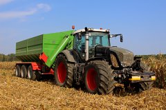 Fendt 936 Vario Black Beauty + Pronar T743