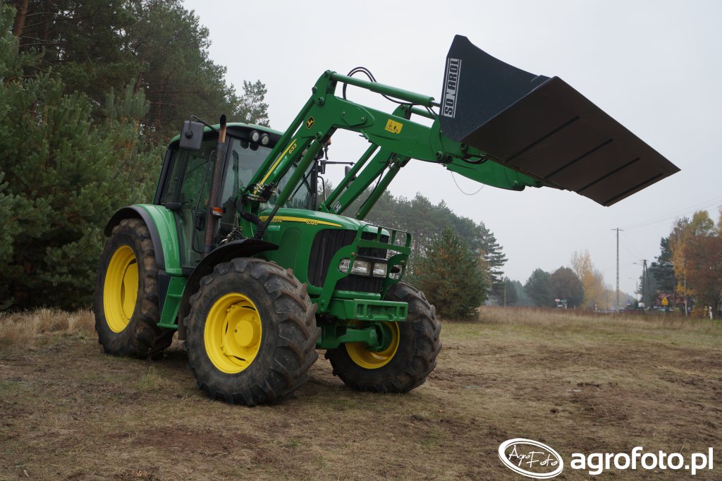 John Deere 6320