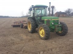 John Deere 2140 + wały Ysta Maskiner