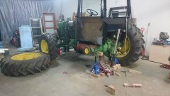 John Deere 2140