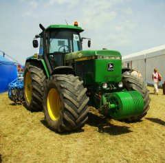 John Deere 4755