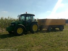 John Deere 5080M i Wielton 8 Ton